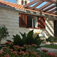 Holiday home Ivi - 100 m from sea