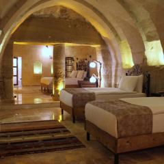 Kayra Cave Suites