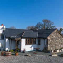 Beautiful Countryside cottage on the North Wales Coast