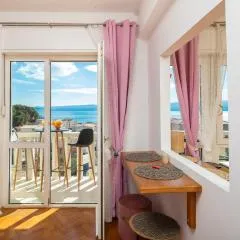 Golden View Apartment