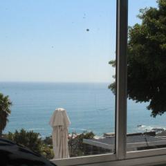 Apartment with sea view