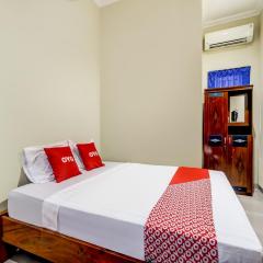 Super OYO 90927 Homestay Tentrem 2