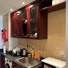 Newly renovated Gulf Studio With Gym beach pool Access