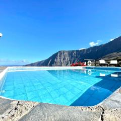 Apartment in a rural house, wonderful ocean view in El Hierro