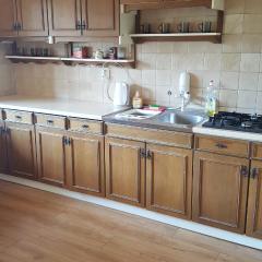 Pod srebrną różą