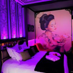 Loveroom romantique et insolite avec jacuzzi proche de Toulouse