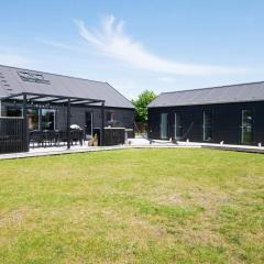 Seaside Serenity at Skaven Strand-By Traum