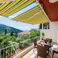 Beautiful Sea View Apartments