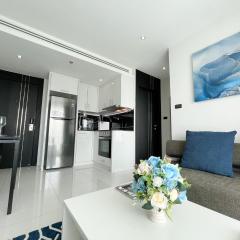 LUXURY 1 Bedroom in Amari Residences