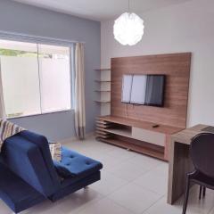 Casa em condomínio com piscina na Praia Rasa