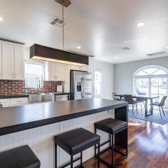 PHX Retreat Fully Remodeled Historic Home