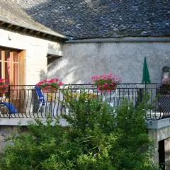 Maison charmante à Florentin-la-Capelle avec vue montagne