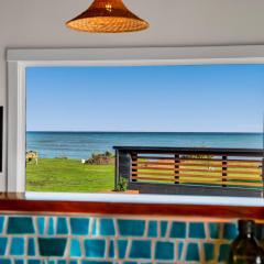 Coastal Daze - New Plymouth Holiday Home