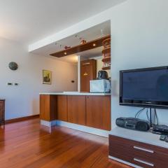 Adriano 2BR apartment with terrace