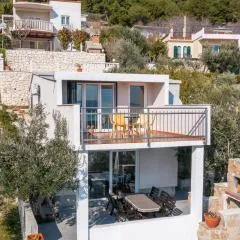 Mirabilis - Private Beach House