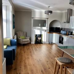 Stunning 2 Bed Georgian Apartment