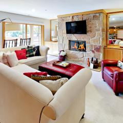 All Seasons Condominiums 303