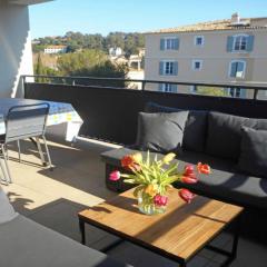 Bright Flat In The Heart Of Saint Tropez