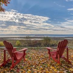 MOWEB - CHALET BORD DE L'EAU AVEC PLAGE iLE ORLEANS