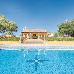 Nice Home In Constantina With 4 Bedrooms, Private Swimming Pool And Outdoor Swimming Pool
