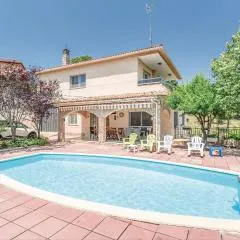 Amazing Home In Tordera