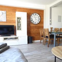 Mountain Suite Winterberg Pool Sauna Hund 4 Pers Wifi near Bikepark