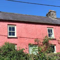 Relaxing 2-Bed Cottage in Rhandirmwyn