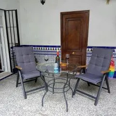Casa Valientes A - Free private parking, WiFi & AC