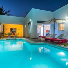 Villa Colibri by Villa Plus