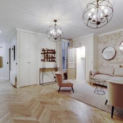 Pick A Flat's Apartment in Le Marais - Rue Saint Martin