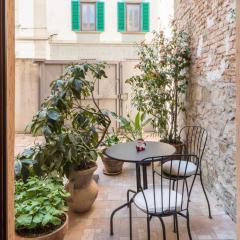 Art Gallery Apartment in Florence