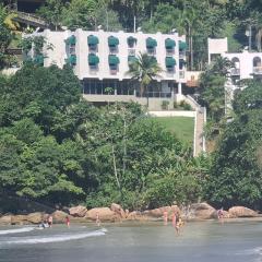 Apartamento Pé na Areia - Ubatuba Toninhas - 5 pessoas