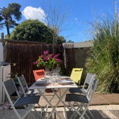 Studio avec grande terrasse et jardin privatif au Pyla