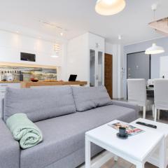 Batorego 7 Gdynia Apartments by Noclegi Renters