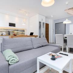 Batorego 7 Gdynia Apartments by Renters