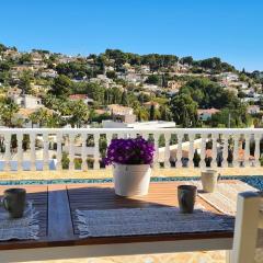 Renovierte Villa mit privatem Pool fußläufig zum Meer