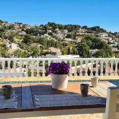 Renovierte Villa mit privatem Pool fußläufig zum Meer