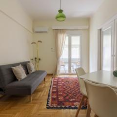 Bright and Spacious 2-bedroom Apartment in Athens