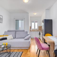 Apartment RoNi + besplatan parking