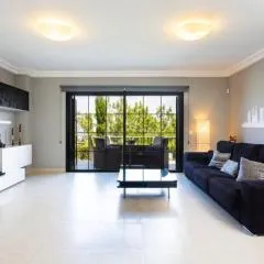 La Casita Gris