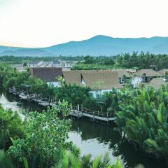 RiverTree Villa & Resort