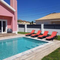 Family Villa Pool & Beach