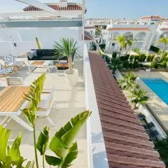Fortuna Penthouse with roof terrace, AC and pool