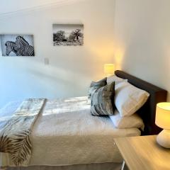 17 HAWKES HEAD SELF CATERING