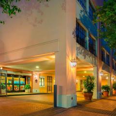 Sonesta ES Suites New Orleans Convention Center