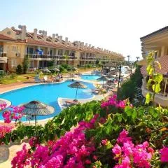 SUNSET BEACH CLUb