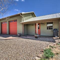 Cozy Elgin Casita with Gas Grill Pets Welcome!