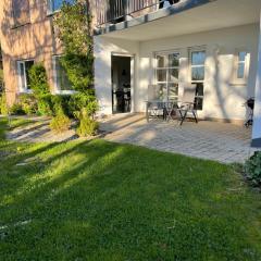 Gartenapartment mit Ausblick stadtnah