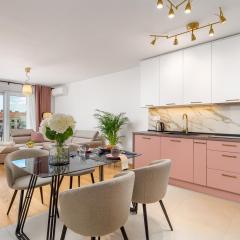 Seaview apartment „Megan“ with sunny terrace