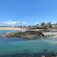 Anglesey Coastal Cottage 200 metres from Beach, Dog and Family Friendly
